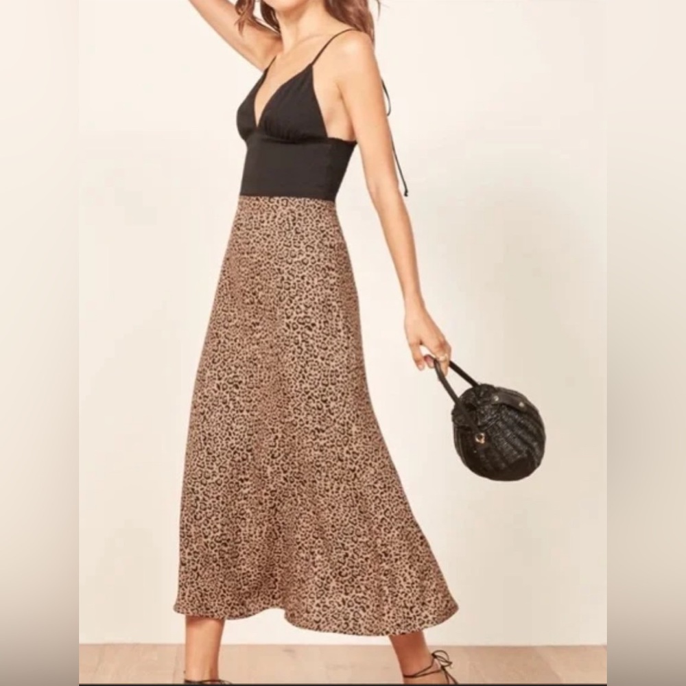 Reformation Bea skirt in bengal size 2 new without tags